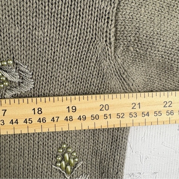 Vintage Shenanigans Embroidered and Beaded Beige Crocheted Sweater L - Picture 9 of 11
